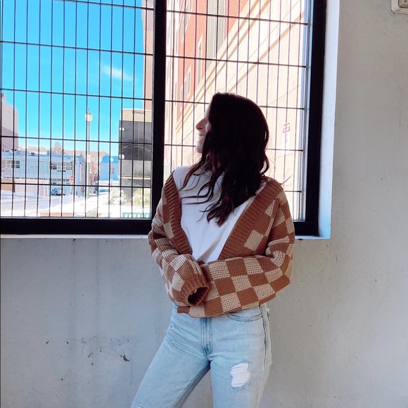 Grey Bandit Cardigan - Picture 3 of 4